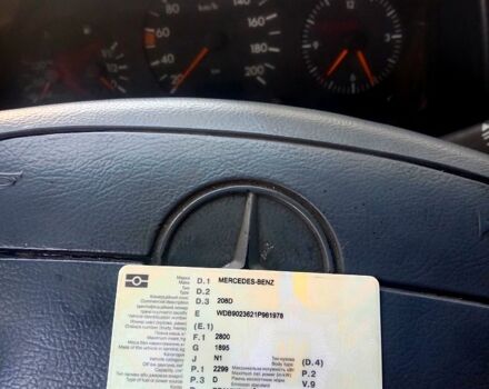 Оранжевый Мерседес Sprinter, объемом двигателя 2.3 л и пробегом 200 тыс. км за 5500 $, фото 11 на Automoto.ua