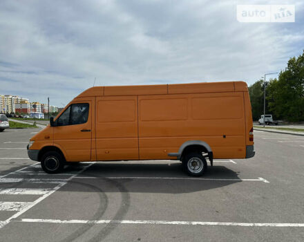 Оранжевый Мерседес Sprinter, объемом двигателя 2.15 л и пробегом 209 тыс. км за 14350 $, фото 9 на Automoto.ua