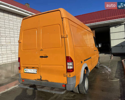 Оранжевый Мерседес Sprinter, объемом двигателя 2.2 л и пробегом 403 тыс. км за 7900 $, фото 6 на Automoto.ua
