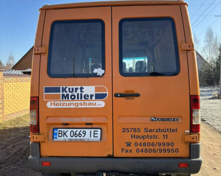 Оранжевый Мерседес Sprinter, объемом двигателя 0 л и пробегом 358 тыс. км за 7300 $, фото 12 на Automoto.ua