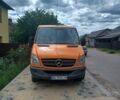 Помаранчевий Мерседес Sprinter, об'ємом двигуна 2.1 л та пробігом 300 тис. км за 9500 $, фото 1 на Automoto.ua