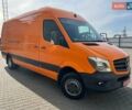 Помаранчевий Мерседес Sprinter, об'ємом двигуна 2.2 л та пробігом 211 тис. км за 22699 $, фото 1 на Automoto.ua