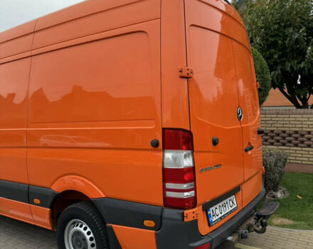 Оранжевый Мерседес Sprinter, объемом двигателя 2.2 л и пробегом 420 тыс. км за 14900 $, фото 5 на Automoto.ua