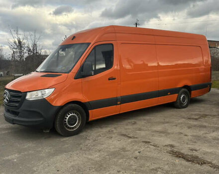 Оранжевый Мерседес Sprinter, объемом двигателя 2.14 л и пробегом 235 тыс. км за 26000 $, фото 1 на Automoto.ua