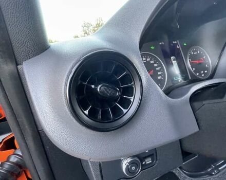Помаранчевий Мерседес Sprinter, об'ємом двигуна 0 л та пробігом 224 тис. км за 27500 $, фото 41 на Automoto.ua