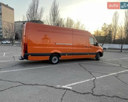 Оранжевый Мерседес Sprinter, объемом двигателя 0 л и пробегом 183 тыс. км за 27400 $, фото 6 на Automoto.ua