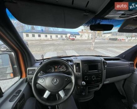 Оранжевый Мерседес Sprinter, объемом двигателя 2.14 л и пробегом 330 тыс. км за 29500 $, фото 7 на Automoto.ua