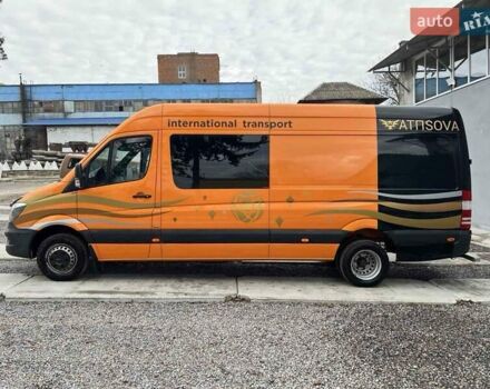 Оранжевый Мерседес Sprinter, объемом двигателя 2.14 л и пробегом 330 тыс. км за 29500 $, фото 3 на Automoto.ua