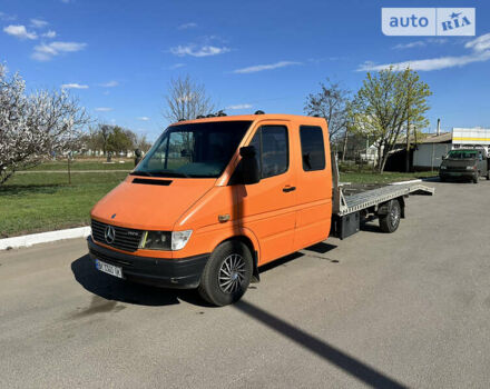 Оранжевый Мерседес Sprinter, объемом двигателя 0 л и пробегом 500 тыс. км за 15300 $, фото 4 на Automoto.ua