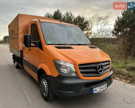 Оранжевый Мерседес Sprinter, объемом двигателя 3 л и пробегом 327 тыс. км за 26770 $, фото 5 на Automoto.ua