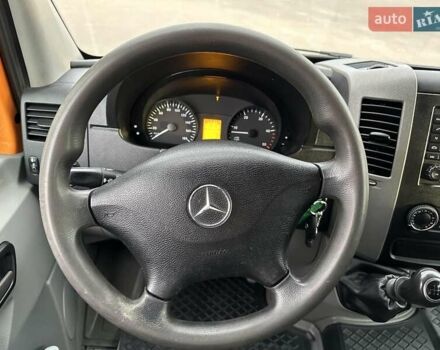 Оранжевый Мерседес Sprinter, объемом двигателя 3 л и пробегом 327 тыс. км за 26770 $, фото 23 на Automoto.ua