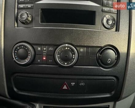 Оранжевый Мерседес Sprinter, объемом двигателя 3 л и пробегом 327 тыс. км за 26770 $, фото 27 на Automoto.ua