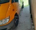 Оранжевый Мерседес Sprinter, объемом двигателя 2.7 л и пробегом 450 тыс. км за 13400 $, фото 1 на Automoto.ua