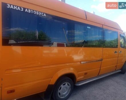 Оранжевый Мерседес Sprinter, объемом двигателя 2.9 л и пробегом 1 тыс. км за 6700 $, фото 2 на Automoto.ua