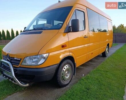 Помаранчевий Мерседес Sprinter, об'ємом двигуна 2.7 л та пробігом 751 тис. км за 9500 $, фото 9 на Automoto.ua