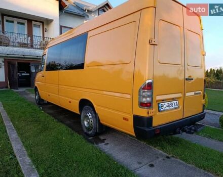 Помаранчевий Мерседес Sprinter, об'ємом двигуна 2.7 л та пробігом 751 тис. км за 9500 $, фото 2 на Automoto.ua