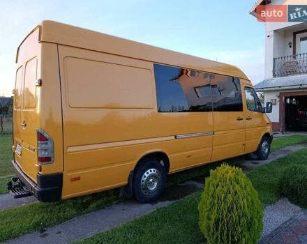 Помаранчевий Мерседес Sprinter, об'ємом двигуна 2.7 л та пробігом 751 тис. км за 9500 $, фото 5 на Automoto.ua