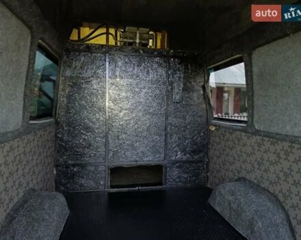 Помаранчевий Мерседес Sprinter, об'ємом двигуна 2.7 л та пробігом 751 тис. км за 9500 $, фото 12 на Automoto.ua