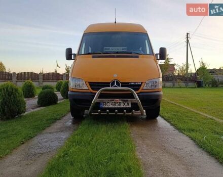 Помаранчевий Мерседес Sprinter, об'ємом двигуна 2.7 л та пробігом 751 тис. км за 9500 $, фото 6 на Automoto.ua