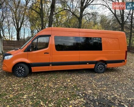 Помаранчевий Мерседес Sprinter, об'ємом двигуна 2.14 л та пробігом 350 тис. км за 46500 $, фото 1 на Automoto.ua
