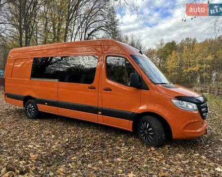 Помаранчевий Мерседес Sprinter, об'ємом двигуна 2.14 л та пробігом 350 тис. км за 46500 $, фото 3 на Automoto.ua