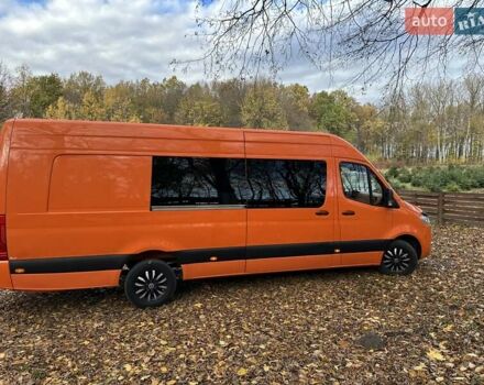 Помаранчевий Мерседес Sprinter, об'ємом двигуна 2.14 л та пробігом 350 тис. км за 46500 $, фото 6 на Automoto.ua