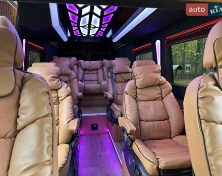 Помаранчевий Мерседес Sprinter, об'ємом двигуна 2.14 л та пробігом 350 тис. км за 46500 $, фото 11 на Automoto.ua