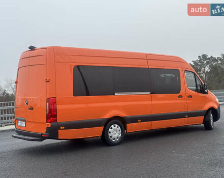 Оранжевый Мерседес Sprinter, объемом двигателя 2.14 л и пробегом 273 тыс. км за 37900 $, фото 5 на Automoto.ua