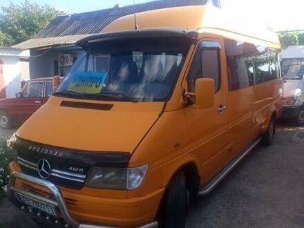 Мерседес Sprinter 1995 в Днепре (Днепропетровске) на Automoto.ua Оранжевый Мерседес Sprinter, объемом двигателя 2.9 л и пробегом 1 тыс. км за 6700 $, фото 1 на Automoto.ua