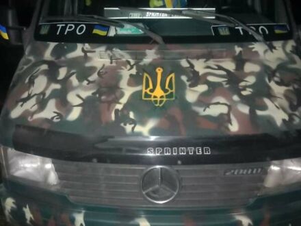 Мерседес Sprinter 1996 у Києві на Automoto.ua Помаранчевий Мерседес Sprinter, об'ємом двигуна 2.3 л та пробігом 405 тис. км за 4999 $, фото 1 на Automoto.ua