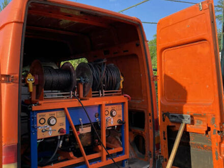 Помаранчевий Мерседес Sprinter, об'ємом двигуна 2.9 л та пробігом 500 тис. км за 18000 $, фото 1 на Automoto.ua