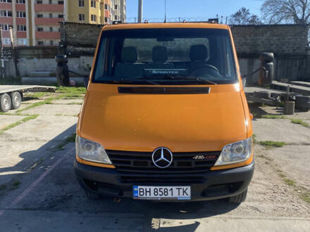Мерседес Sprinter 2004 в Одессе на Automoto.ua Оранжевый Мерседес Sprinter, объемом двигателя 2.7 л и пробегом 300 тыс. км за 14000 $, фото 1 на Automoto.ua