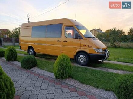 Помаранчевий Мерседес Sprinter, об'ємом двигуна 2.7 л та пробігом 751 тис. км за 9500 $, фото 1 на Automoto.ua