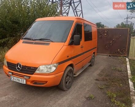 Оранжевый Мерседес Sprinter, объемом двигателя 2.3 л и пробегом 300 тыс. км за 4200 $, фото 1 на Automoto.ua