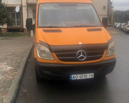 Оранжевый Мерседес Sprinter, объемом двигателя 2.1 л и пробегом 150 тыс. км за 12500 $, фото 1 на Automoto.ua