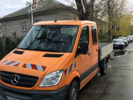 Мерседес Sprinter 2010 в Киеве на Automoto.ua Оранжевый Мерседес Sprinter, объемом двигателя 0 л и пробегом 353 тыс. км за 17500 $, фото 1 на Automoto.ua
