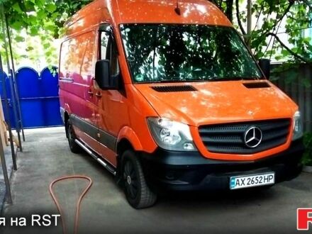 Мерседес Sprinter 2014 в Харькове на Automoto.ua Оранжевый Мерседес Sprinter, объемом двигателя 2.1 л и пробегом 240 тыс. км за 14600 $, фото 1 на Automoto.ua
