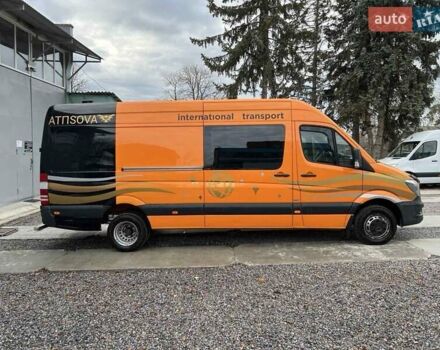 Оранжевый Мерседес Sprinter, объемом двигателя 2.14 л и пробегом 330 тыс. км за 29500 $, фото 1 на Automoto.ua