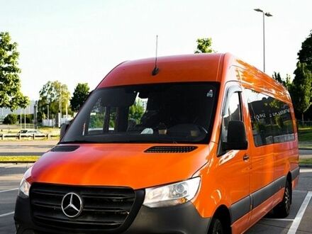 Оранжевый Мерседес Sprinter, объемом двигателя 2.14 л и пробегом 450 тыс. км за 55000 $, фото 1 на Automoto.ua