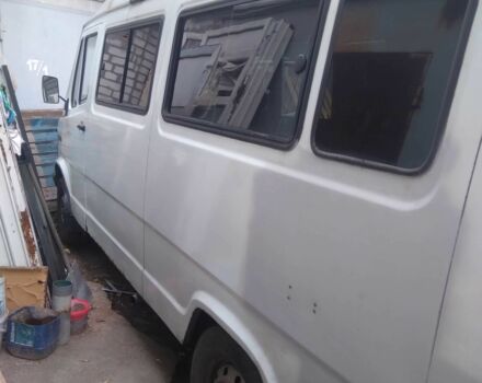 Белый Мерседес Т-мод, объемом двигателя 2.9 л и пробегом 300 тыс. км за 2500 $, фото 3 на Automoto.ua