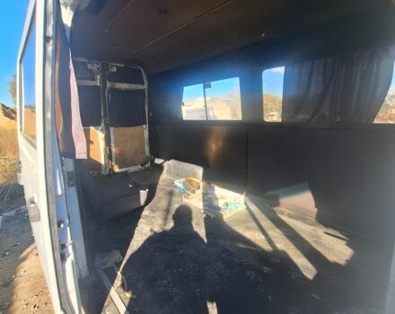 Белый Мерседес Т-мод, объемом двигателя 2.3 л и пробегом 100 тыс. км за 1299 $, фото 4 на Automoto.ua