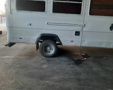 Белый Мерседес Т-мод, объемом двигателя 4 л и пробегом 2 тыс. км за 3700 $, фото 6 на Automoto.ua