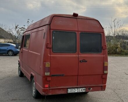 Красный Мерседес Т-мод, объемом двигателя 0 л и пробегом 400 тыс. км за 2500 $, фото 6 на Automoto.ua