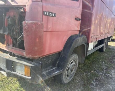 Червоний Мерседес Т-мод, об'ємом двигуна 4 л та пробігом 200 тис. км за 4100 $, фото 3 на Automoto.ua