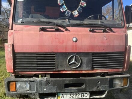 Мерседес Т-мод 1987 в Косове на Automoto.ua Красный Мерседес Т-мод, объемом двигателя 4 л и пробегом 200 тыс. км за 4100 $, фото 1 на Automoto.ua
