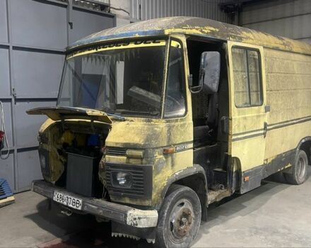 Желтый Мерседес Т-мод, объемом двигателя 2.4 л и пробегом 422 тыс. км за 2000 $, фото 5 на Automoto.ua