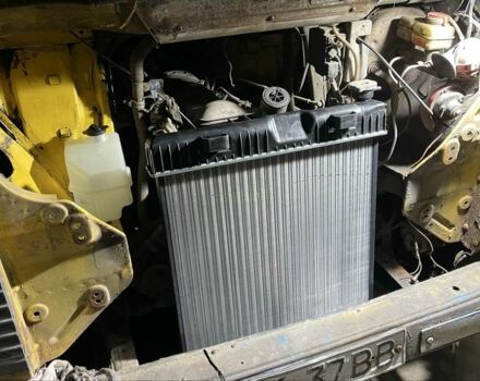 Желтый Мерседес Т-мод, объемом двигателя 2.4 л и пробегом 422 тыс. км за 2000 $, фото 3 на Automoto.ua