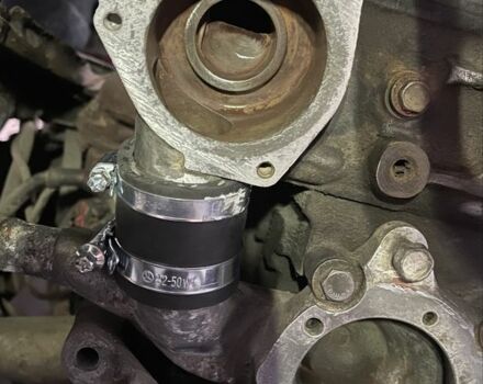 Желтый Мерседес Т-мод, объемом двигателя 2.4 л и пробегом 422 тыс. км за 2000 $, фото 4 на Automoto.ua