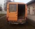 Желтый Мерседес Т-мод, объемом двигателя 3.8 л и пробегом 109 тыс. км за 2350 $, фото 4 на Automoto.ua