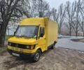 Желтый Мерседес Т-мод, объемом двигателя 2.3 л и пробегом 560 тыс. км за 2800 $, фото 1 на Automoto.ua